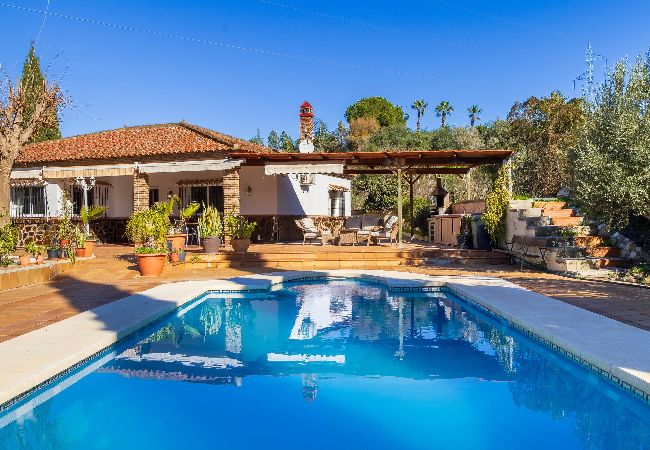Casa en Cártama - Finca El Gato - Piscina privada y barbacoa