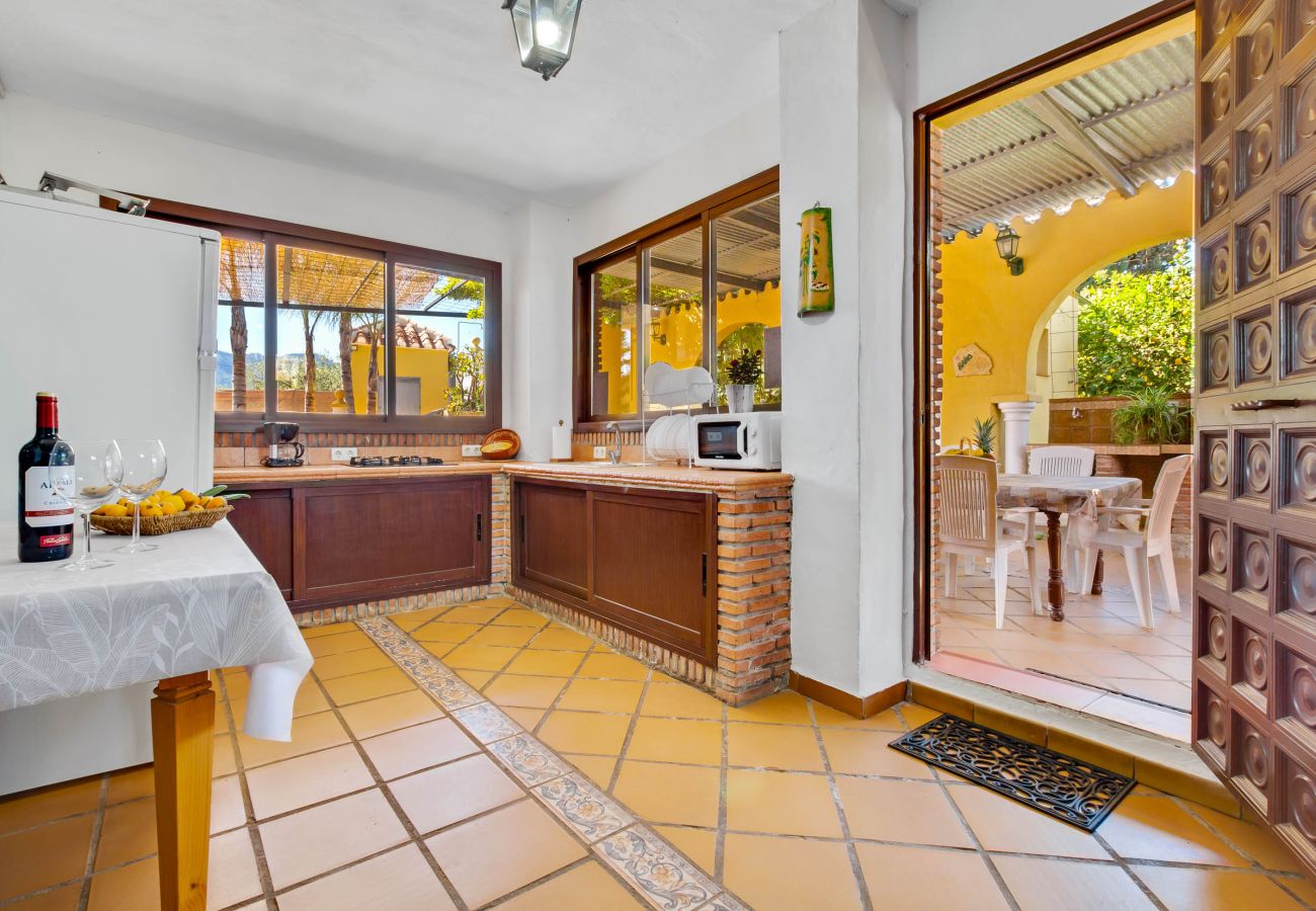 Cottage in Alhaurin de la Torre - Casa Rural La Colina