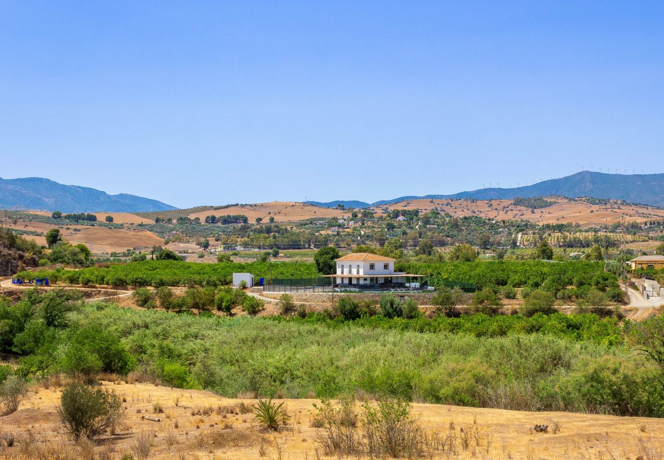 Cottage in Pizarra - EL PUENTE