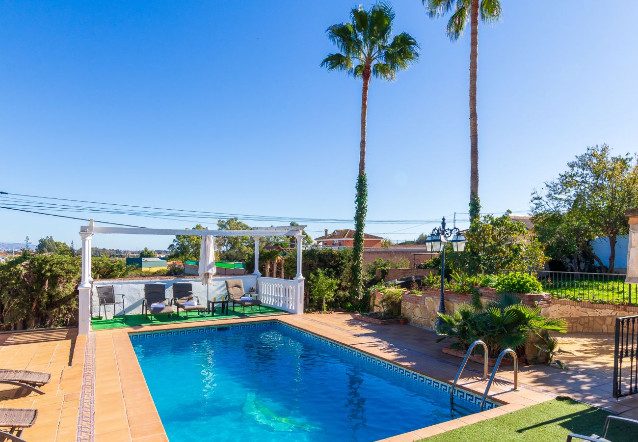 Cottage in Alhaurin de la Torre - Villa Emporio