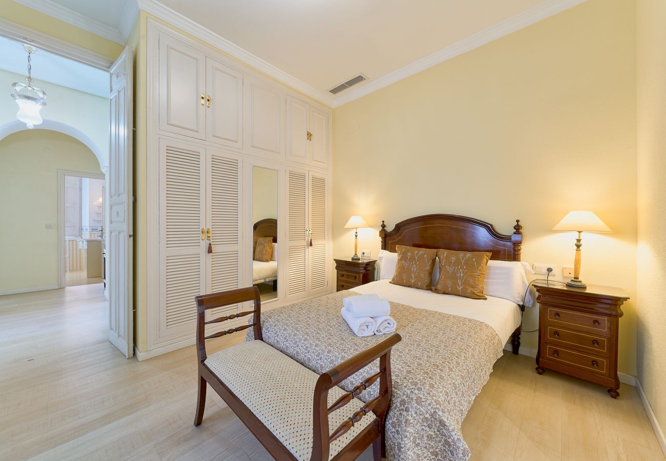 Apartment in Málaga - Apartamento Pja Monte Sancha - Cerca Malagueta