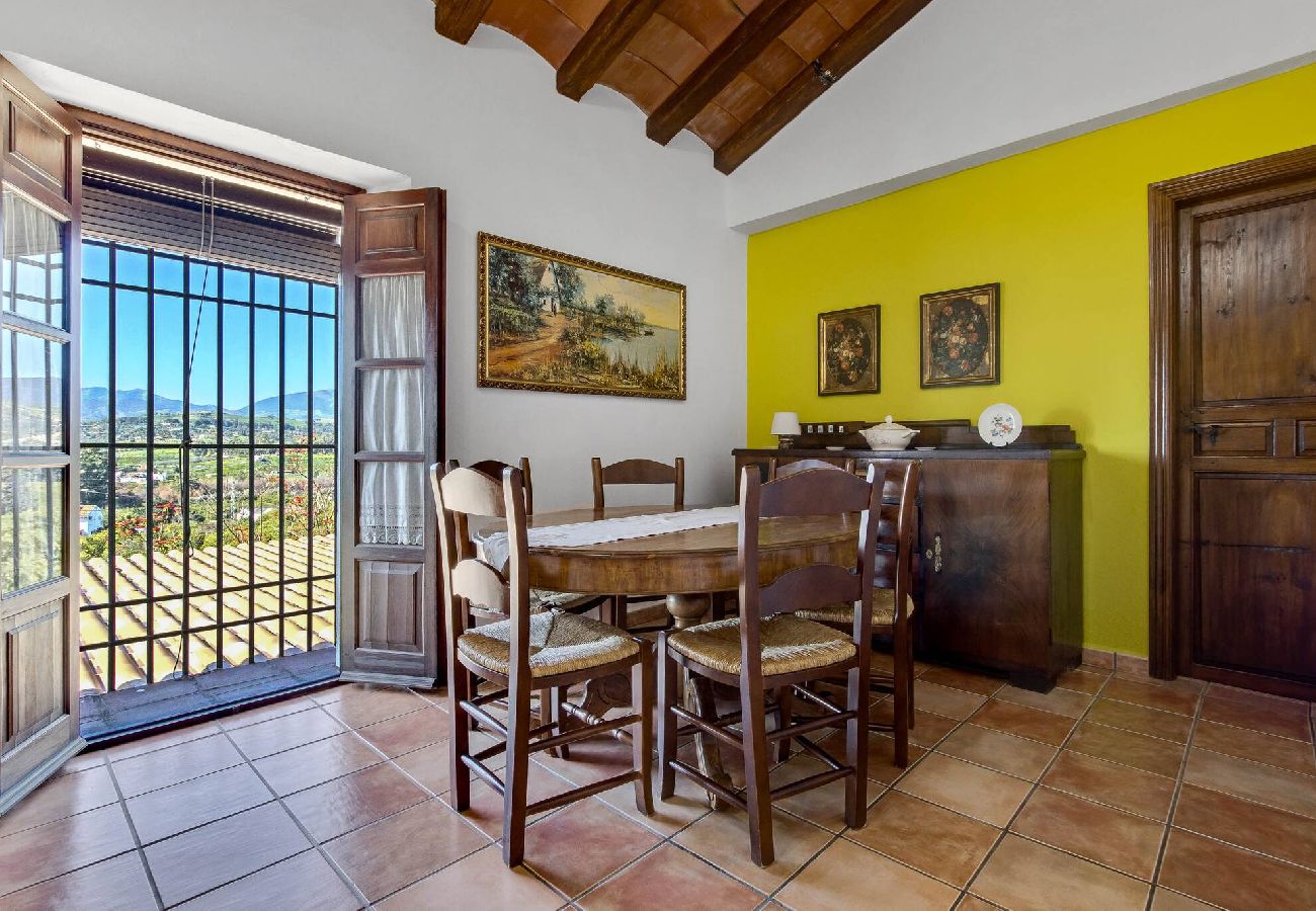 Cottage in Málaga - Casa Viña del Arenal
