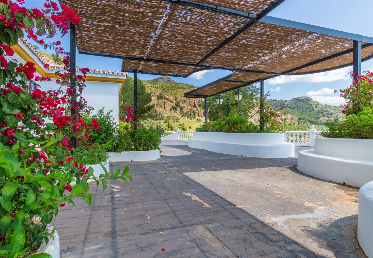 Domaine à Pizarra - Finca Puerto Ermita