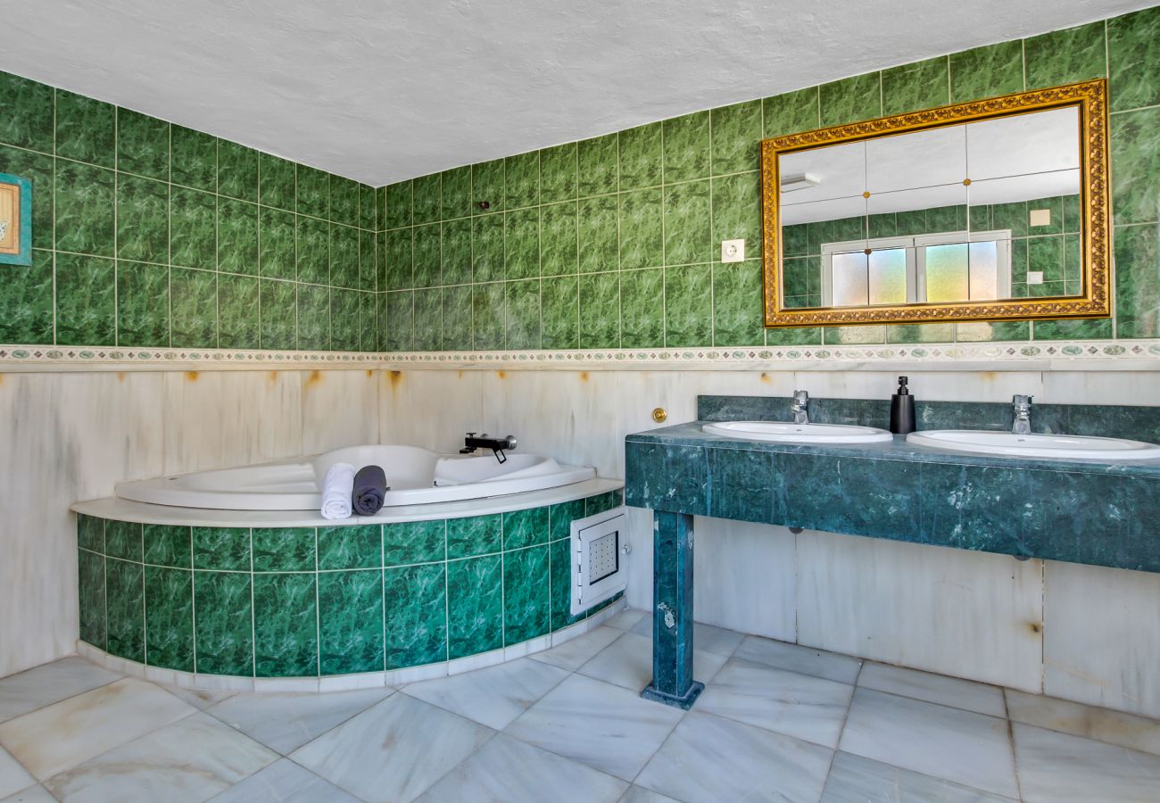 Gîte Rural à Alhaurin de la Torre - Villa Emporio