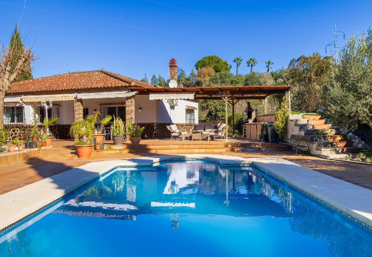 Maison à Cártama - Finca El Gato - Piscina privada y barbacoa