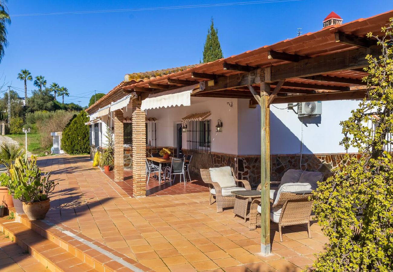 Maison à Cártama - Finca El Gato - Piscina privada y barbacoa